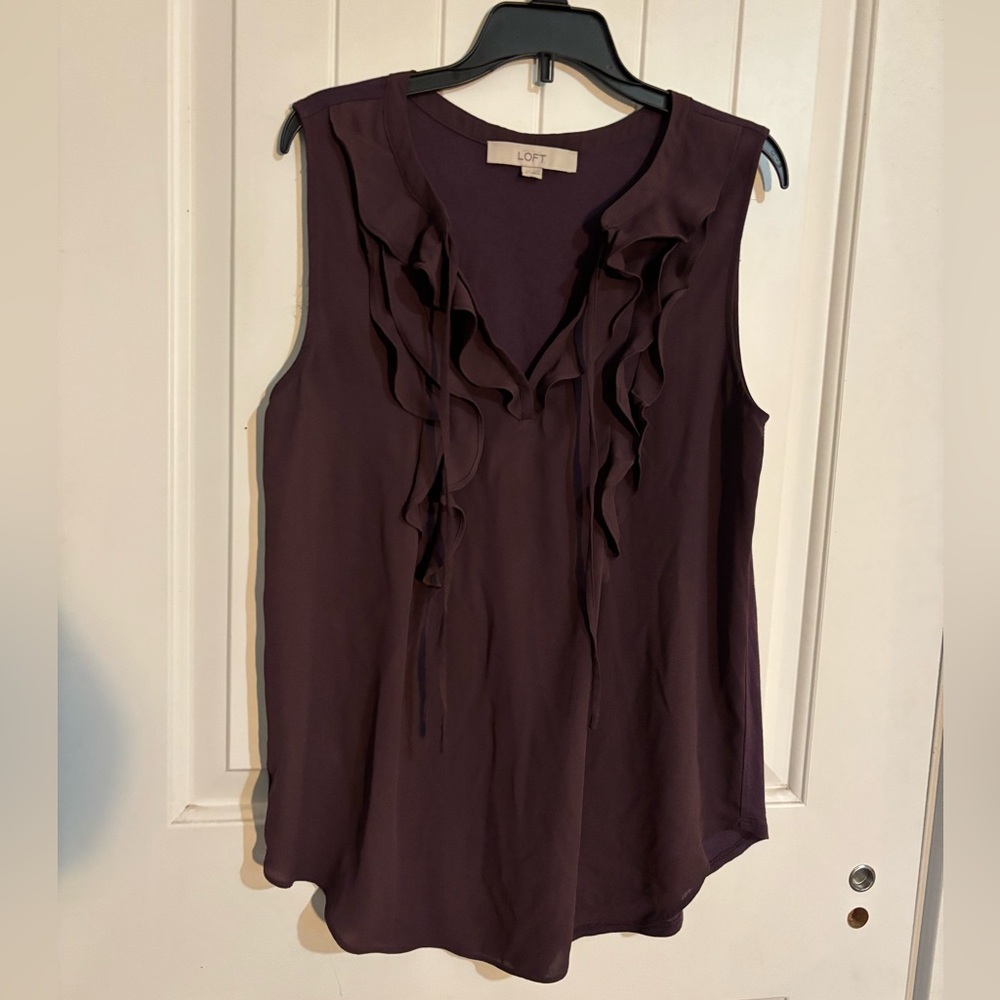 Ann Taylor LOFT sleeveless Black Blouse Size S